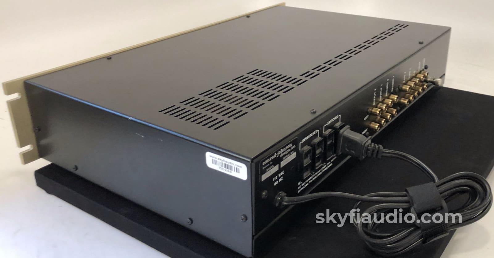 Conrad-Johnson Pv8 Tube Preamp With Phono Preamplifier