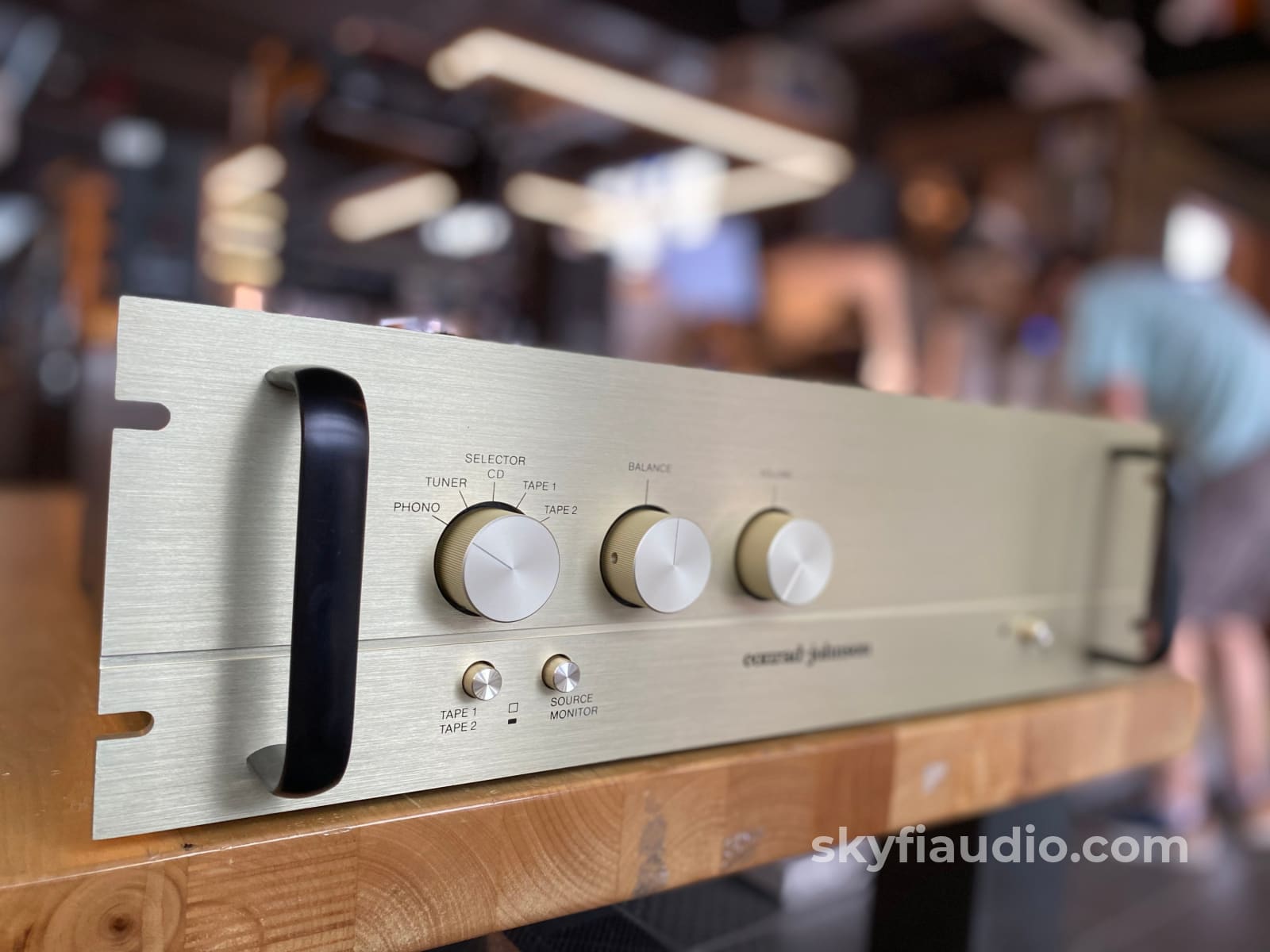 Conrad Johnson Pv9A Tube Preamp With Phono Preamplifier