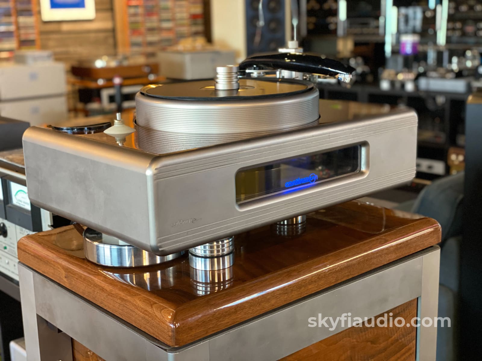 Continuum Audio Labs - Caliburn Turntable With Cobra Arm Stand And Minus K Platform