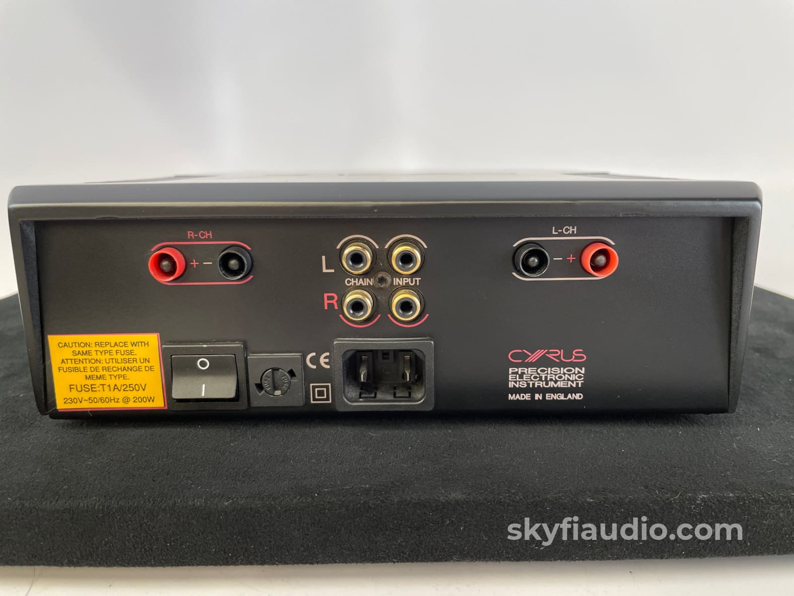 Cyrus Stereo Power Amplifier 220V Only