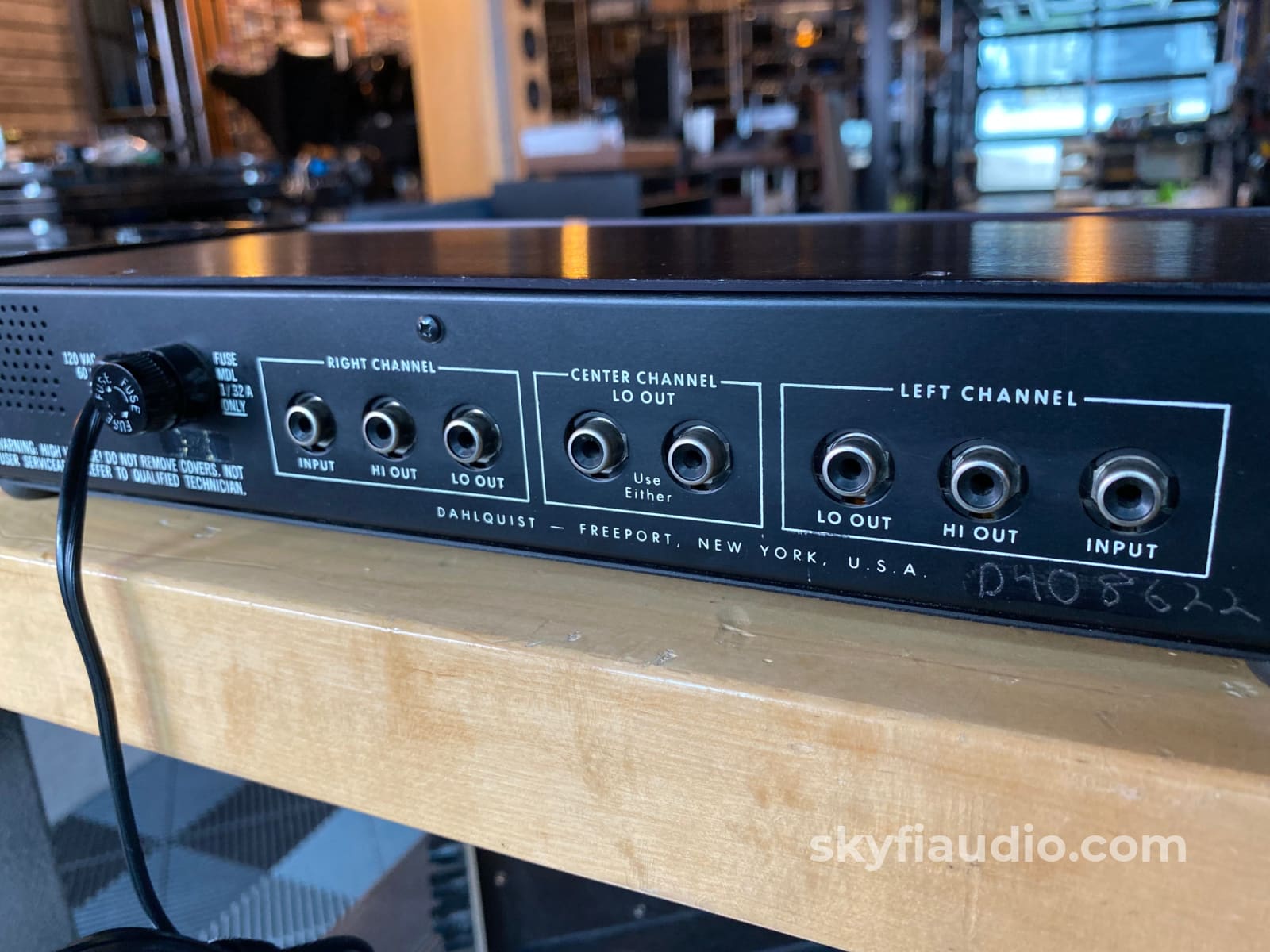 Dahlquist Dq-Lp1 Electronic 2 Way Crossover Withe Rare Rack Mount Accessory