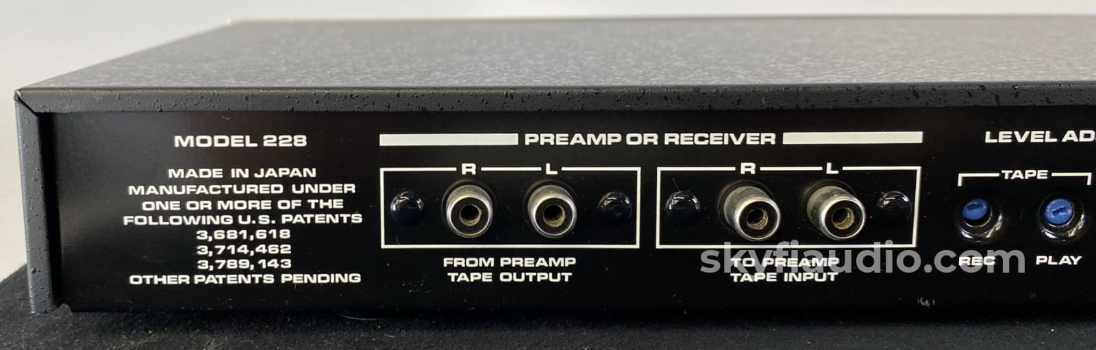 Dbx 228 Dynamic Range Expander/Tape Noise Reduction System Accessory