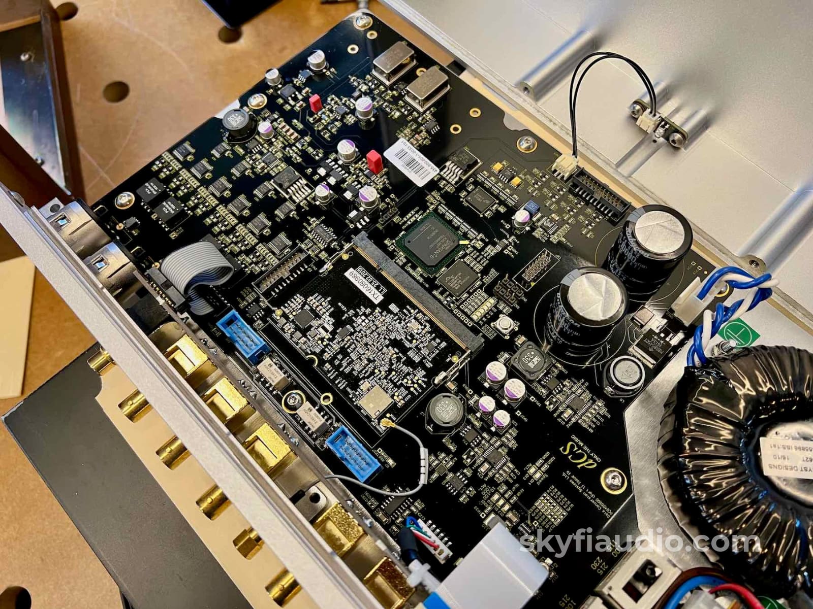 Dcs Network Bridge - Like New With Mqa Core Decoder Roon Ready Cd + Digital
