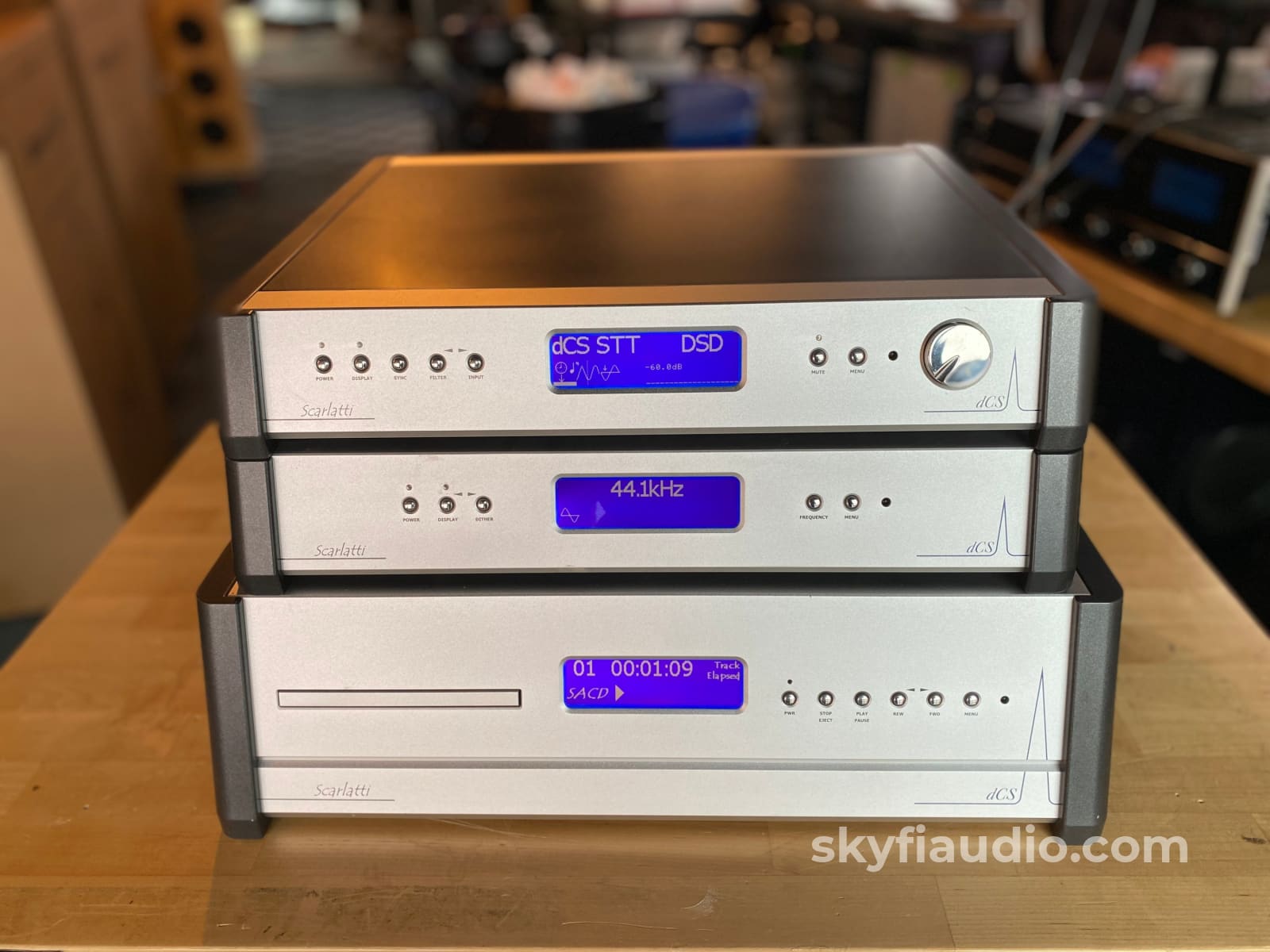 Dcs Scarlatti Stack - Sacd Transport Dac And Master Clock Wow Cd + Digital
