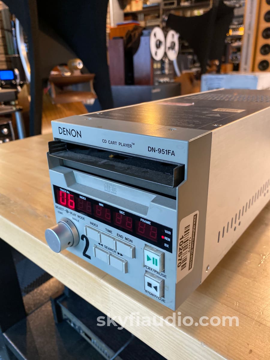 Denon Dn-951Fa Professional Broadcast Quality Cd Player + Digital