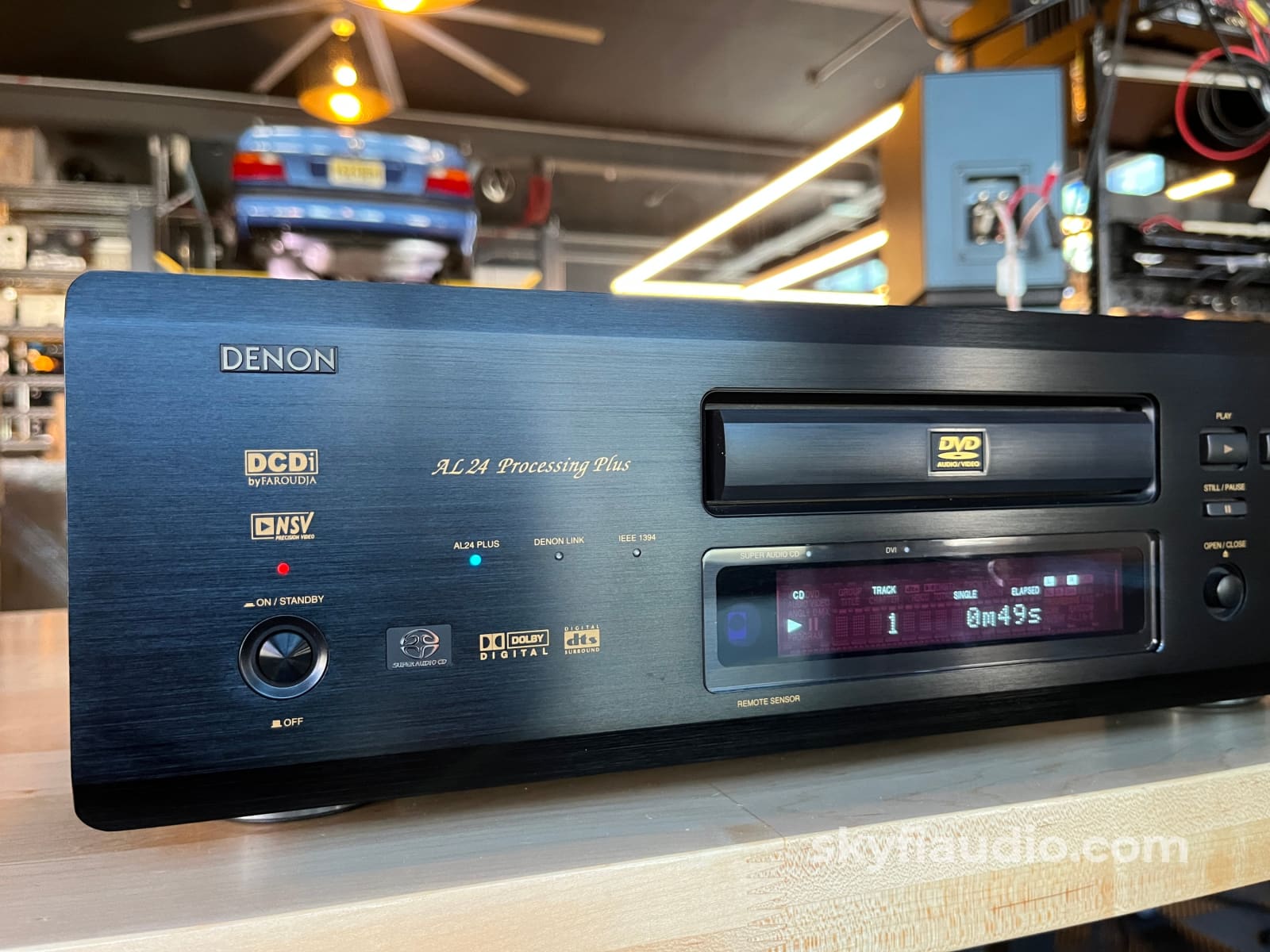 Denon DVD-5900 SACD/HDCD/DVD Player CD + Digital