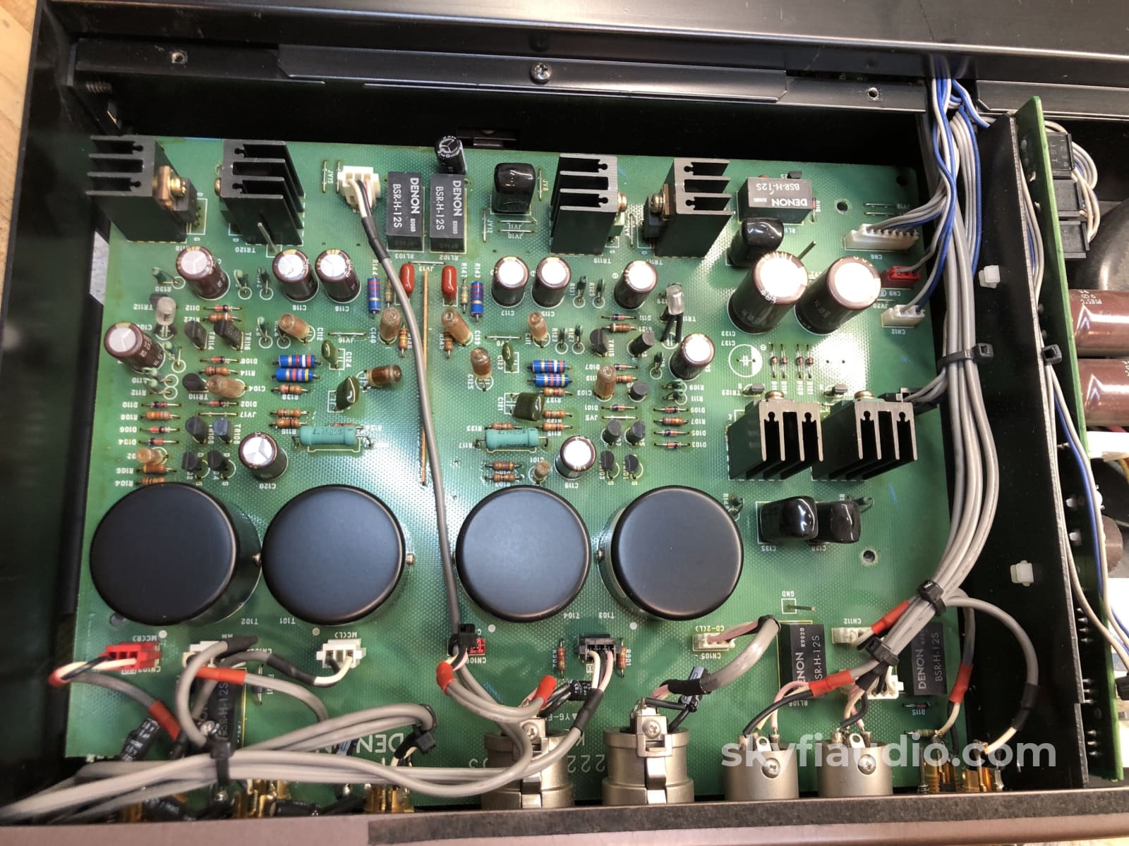 Denon Pra-2000Rg - Reference Gold Limited Edition Preamp With Phono Rare Preamplifier