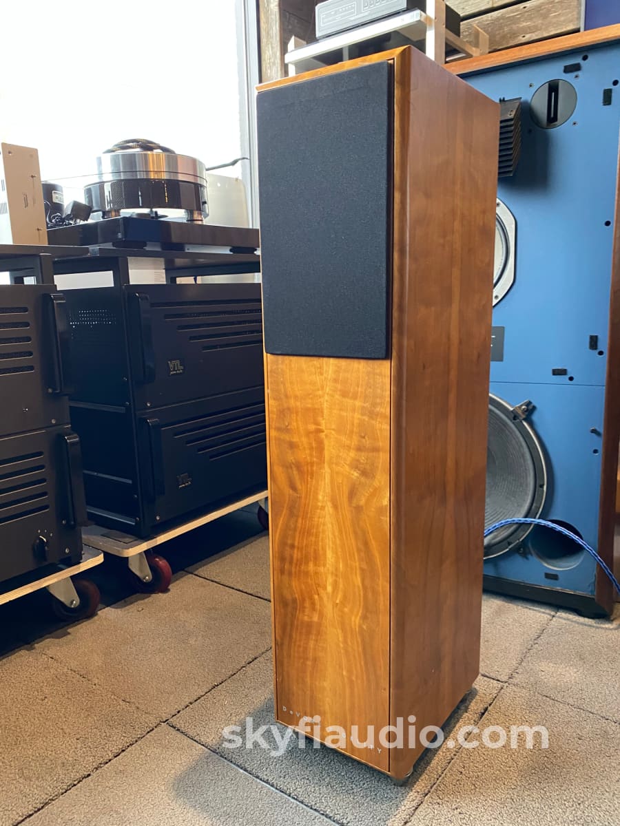 Devore Fidelity Gibbon Super 8 Speakers Gorgeous Walnut Finish Made In Nyc!
