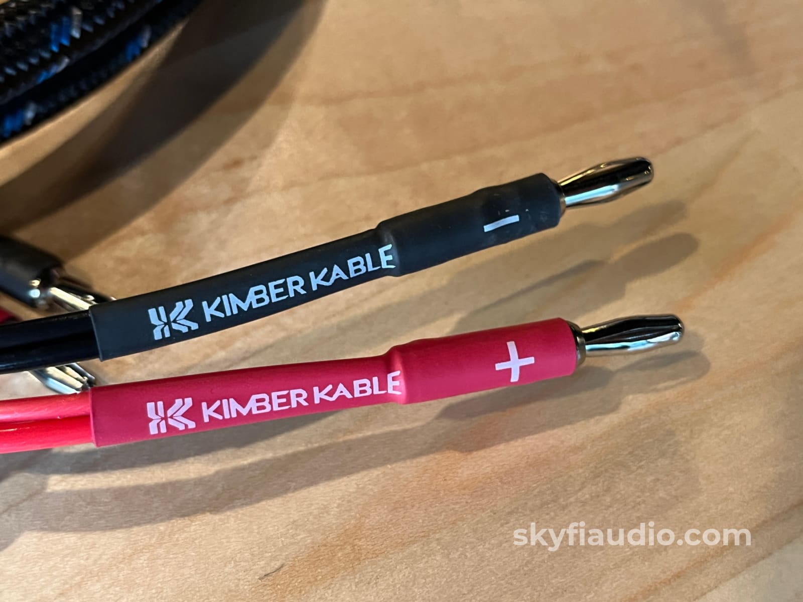 DH-Labs Silver sonic Q-10 Signature Speaker Cable - 6ft Pair (Banana) Cables