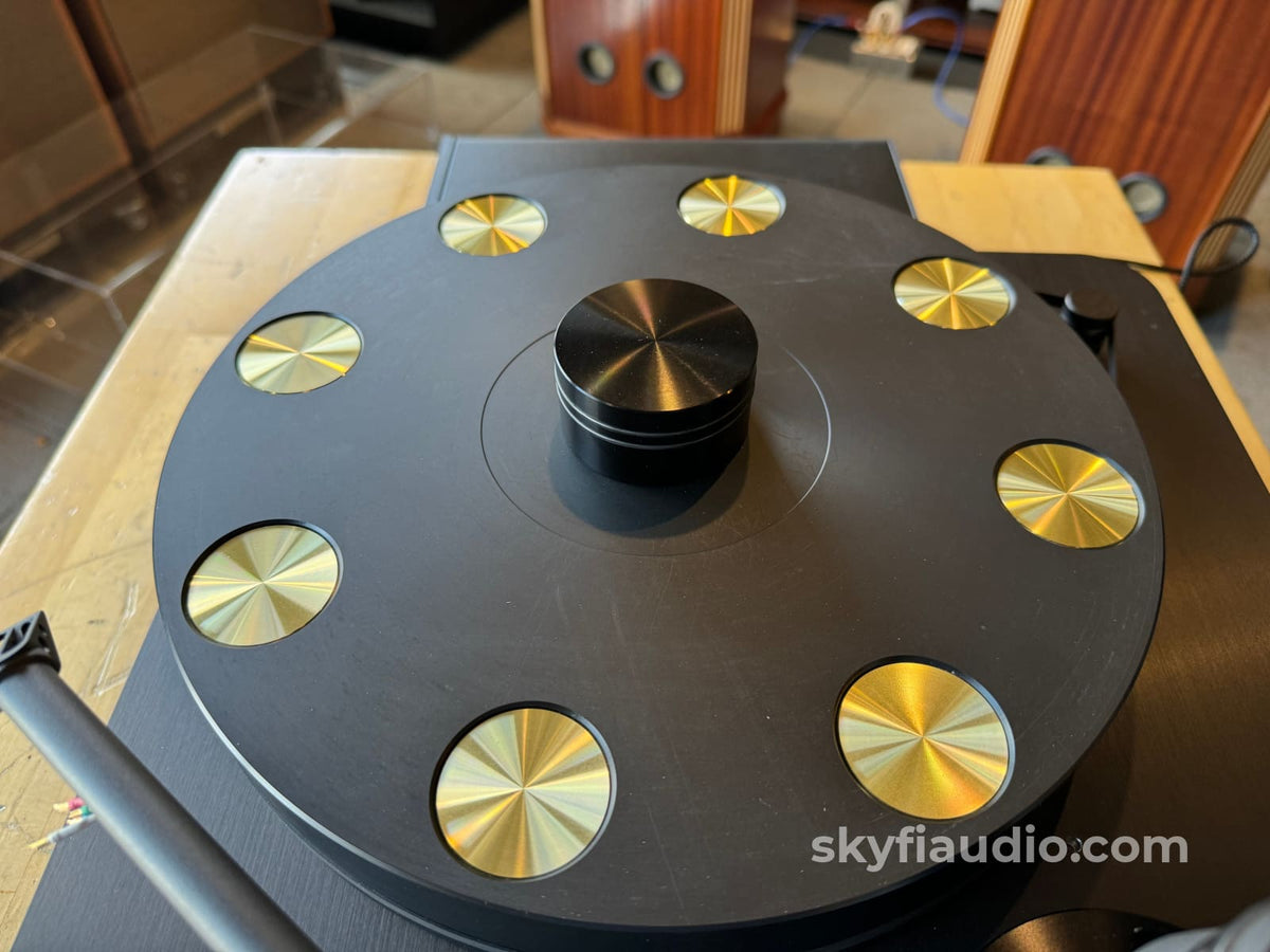 Feickert Woodpecker Turntable With Kuzma Arm Power Supply And New Sumiko Celebration 40 Mc Cartridge