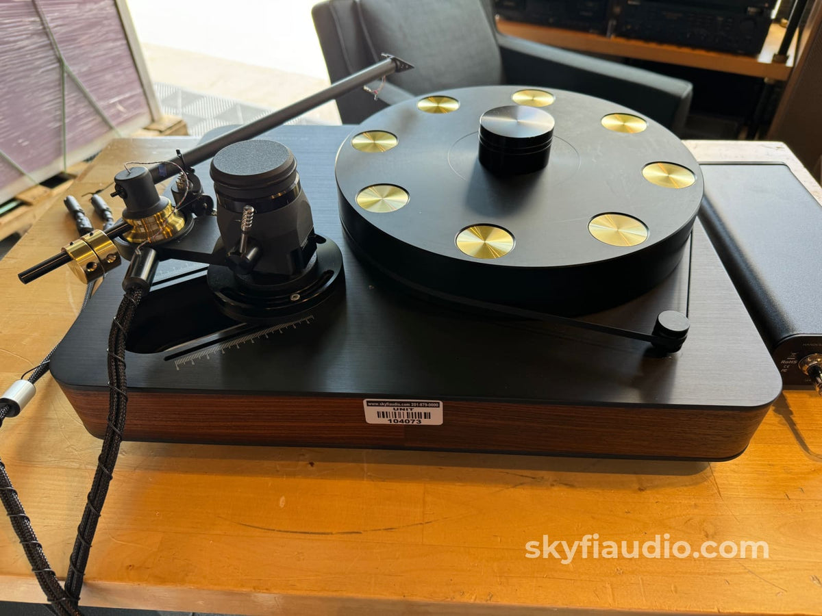 Feickert Woodpecker Turntable With Kuzma Arm Power Supply And New Sumiko Celebration 40 Mc Cartridge