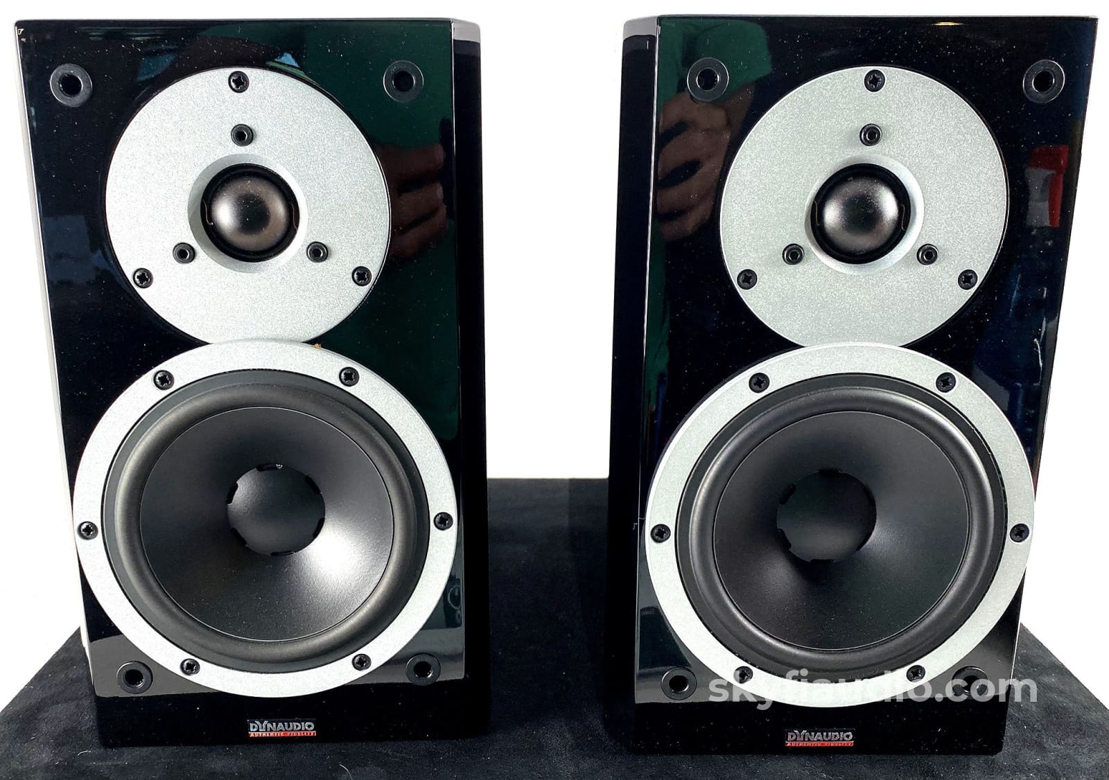 Dynaudio Excite X12 Speakers With Boxes