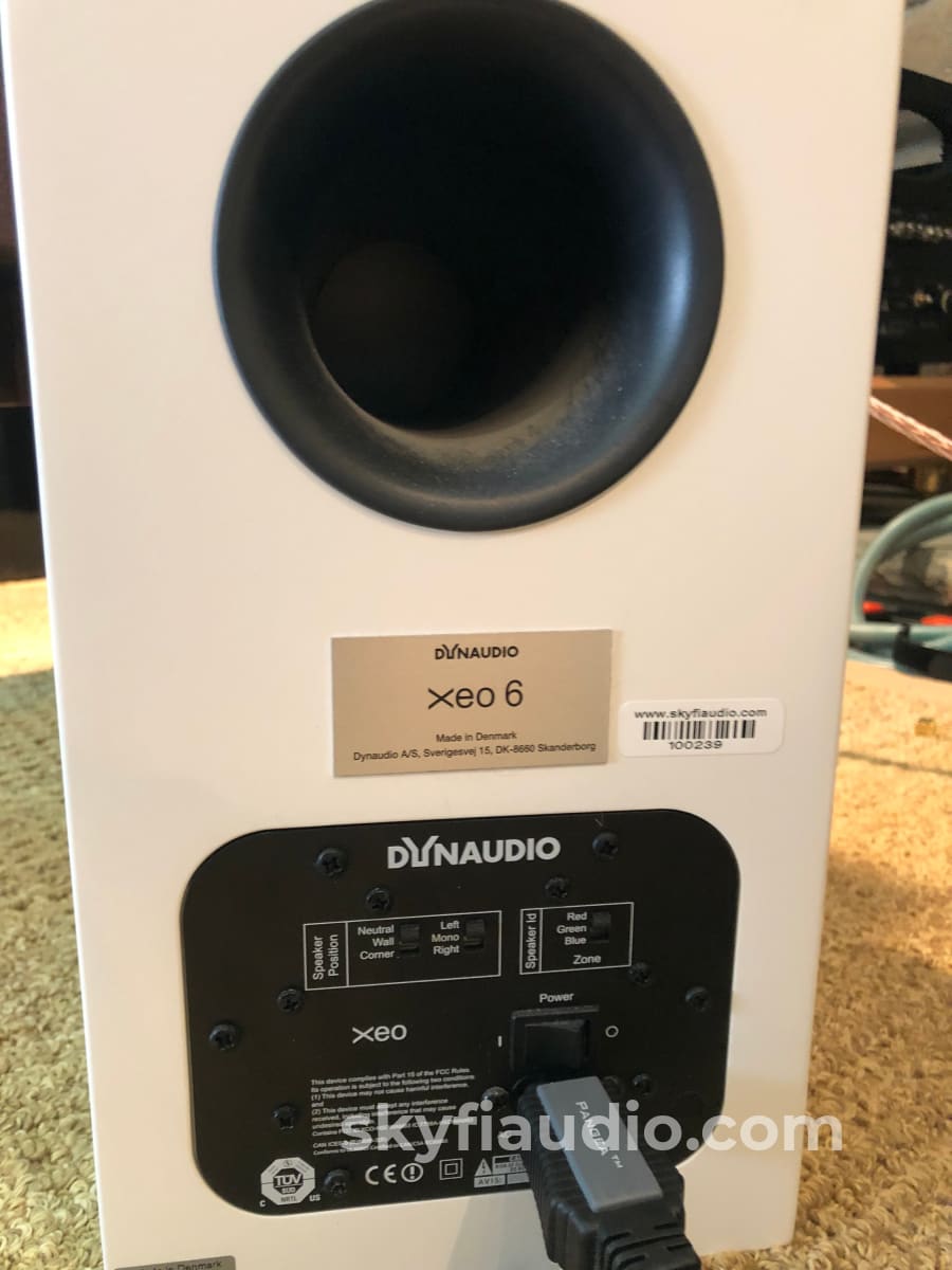 Dynaudio Xeo 6 Powered Speakers In White - Gorgeous!