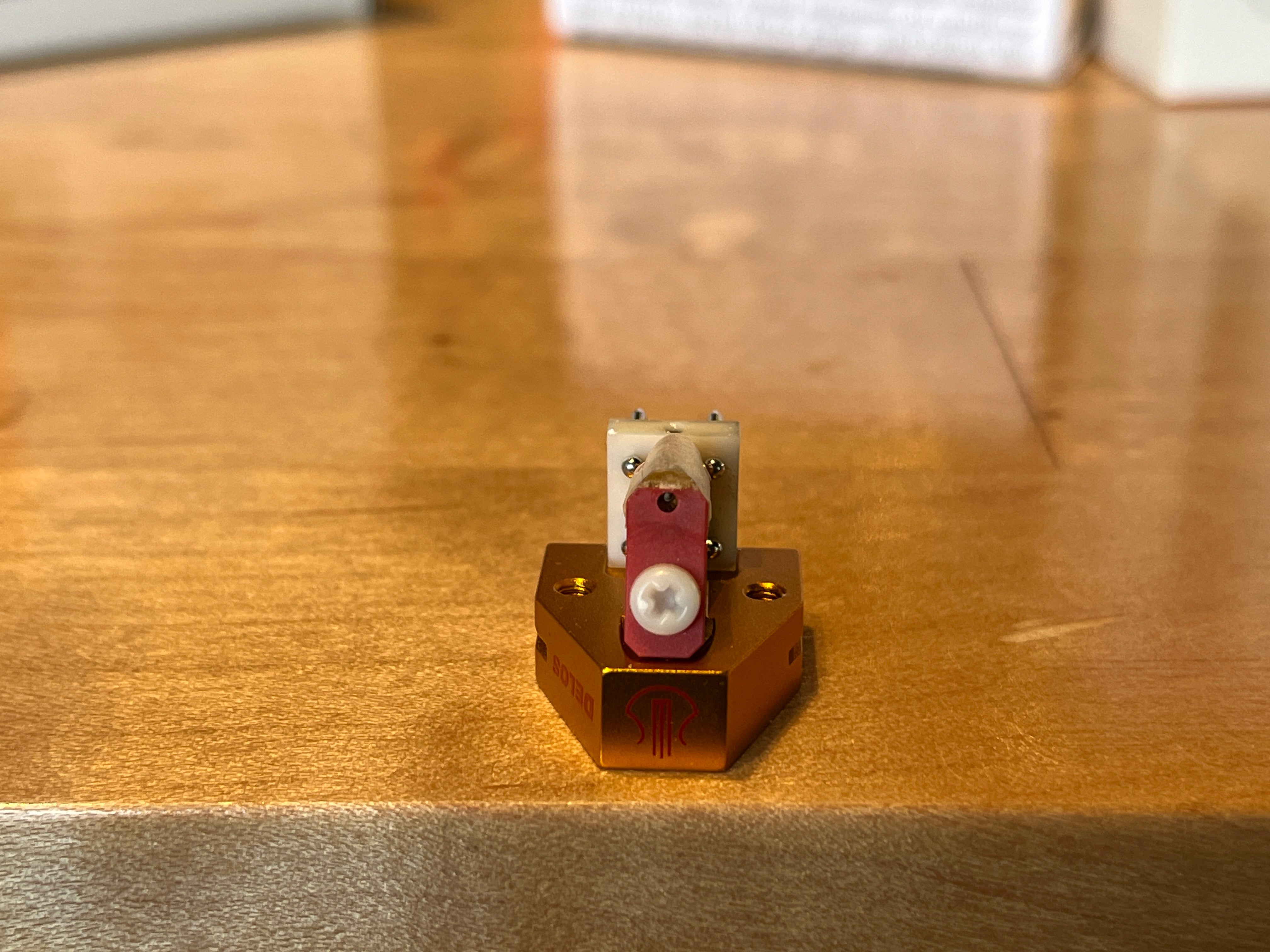 Lyra Delos MC Phono Cartridge - Factory Refurbished