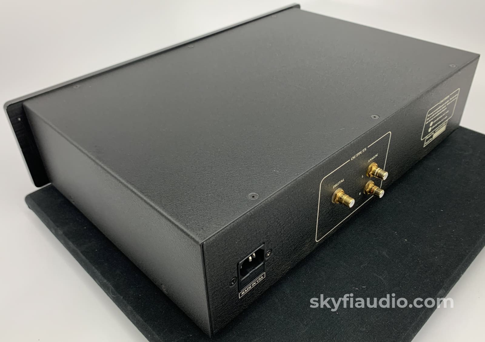 Ead (Enlightened Audio Designs) Cd-1000 Cd Player + Digital
