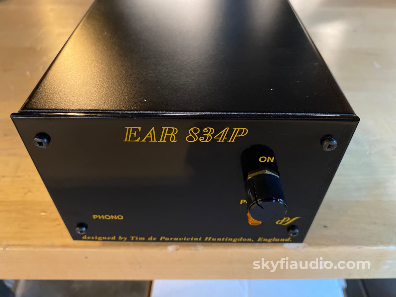 Ear (Esoteric Audio Research) 834P Mm/Mc Tube Phono Stage Preamplifier