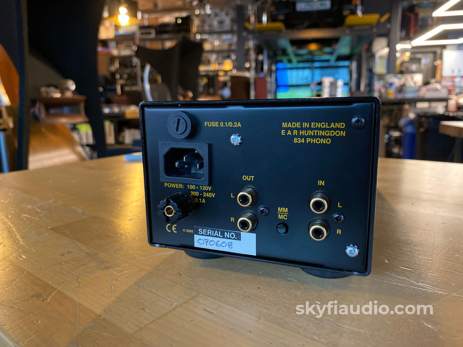 Ear (Esoteric Audio Research) 834P Mm/Mc Tube Phono Stage Preamplifier