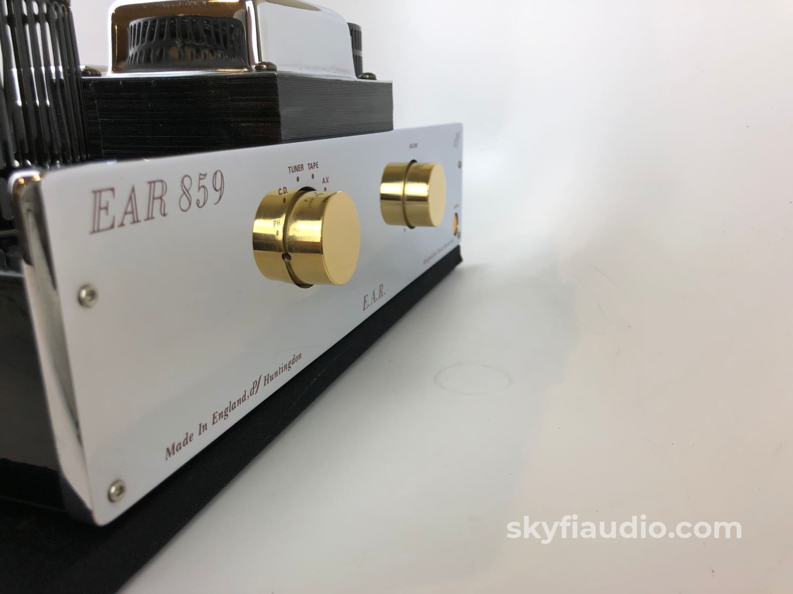 Ear (Esoteric Audio Research) 859 Triode Tube Amplifier