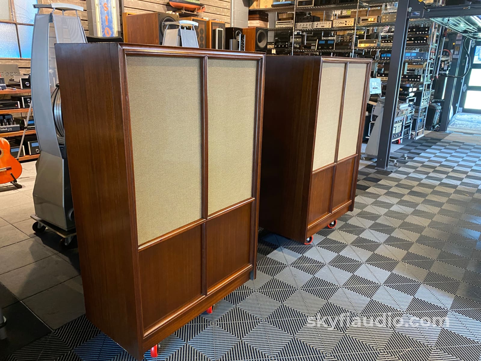 Electro-Voice Patrician 800 Vintage Speakers - 4-Way With 30 Woofers!!