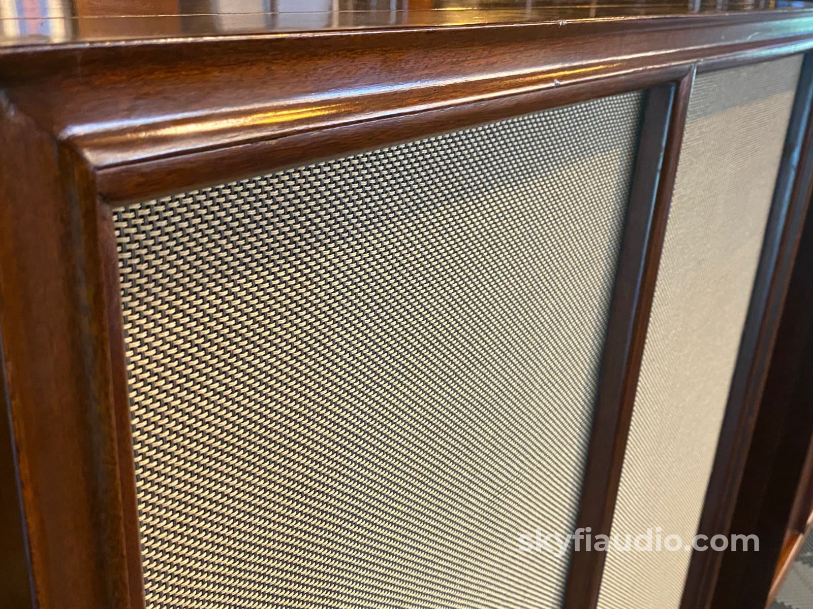 Electro-Voice Patrician 800 Vintage Speakers - 4-Way With 30 Woofers!!