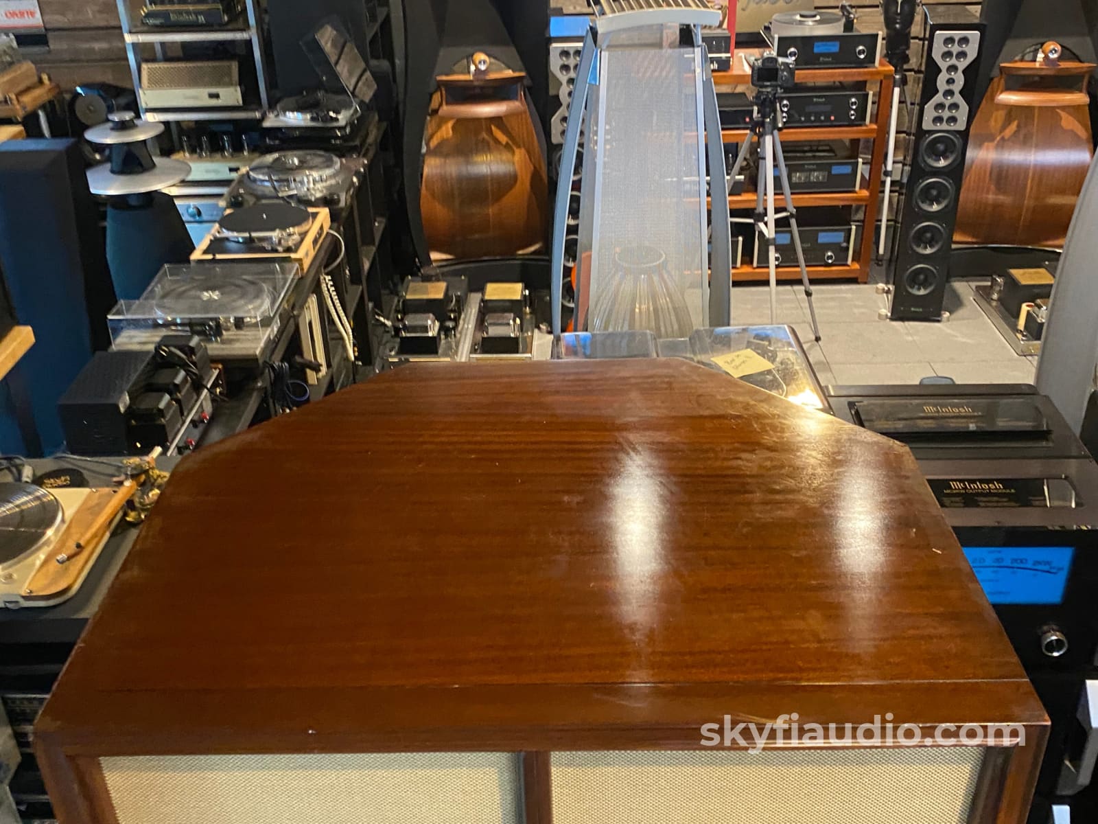 Electro-Voice Patrician 800 Vintage Speakers - 4-Way With 30 Woofers!!