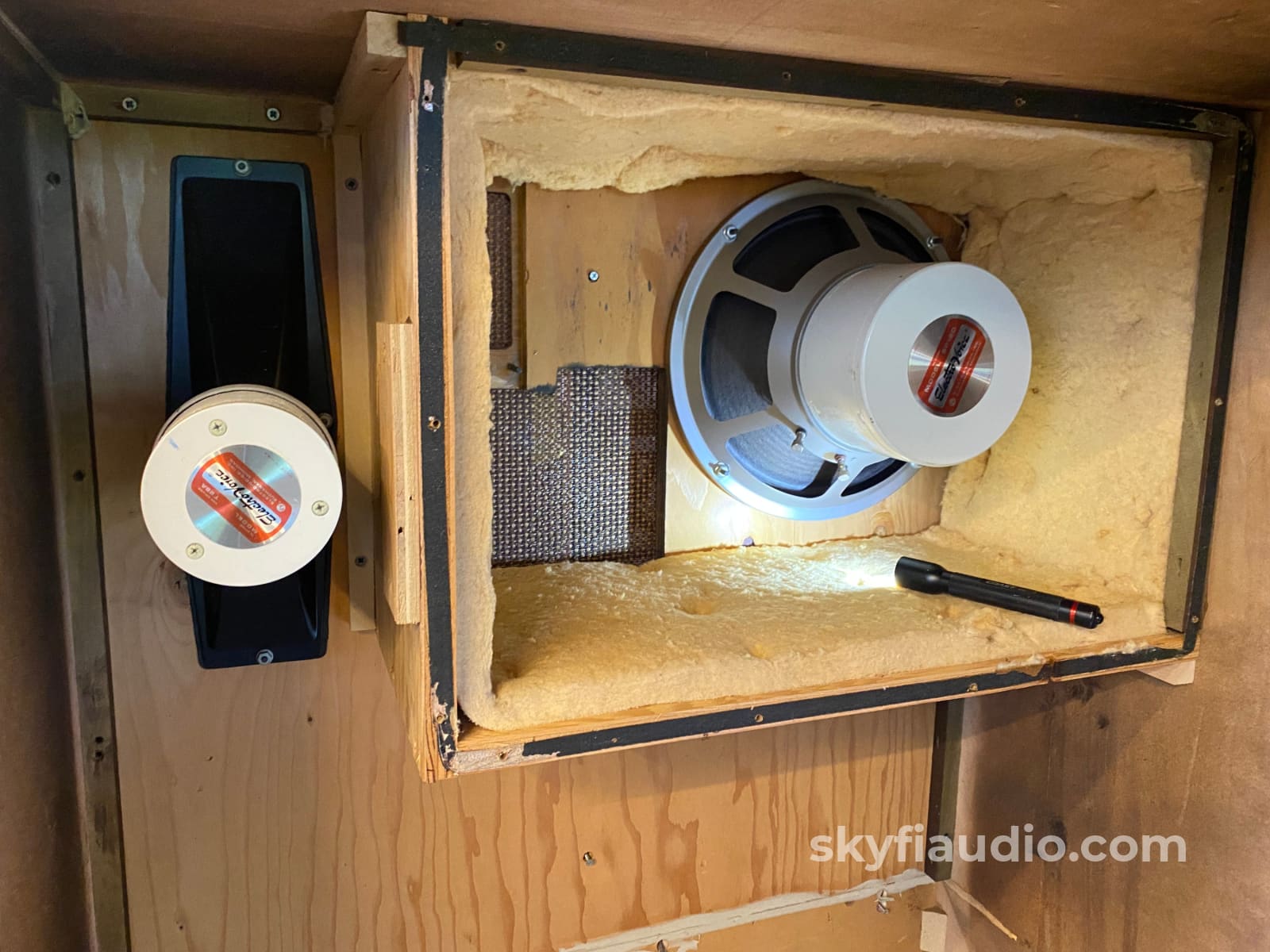 Electro-Voice Patrician 800 Vintage Speakers - 4-Way With 30 Woofers!!