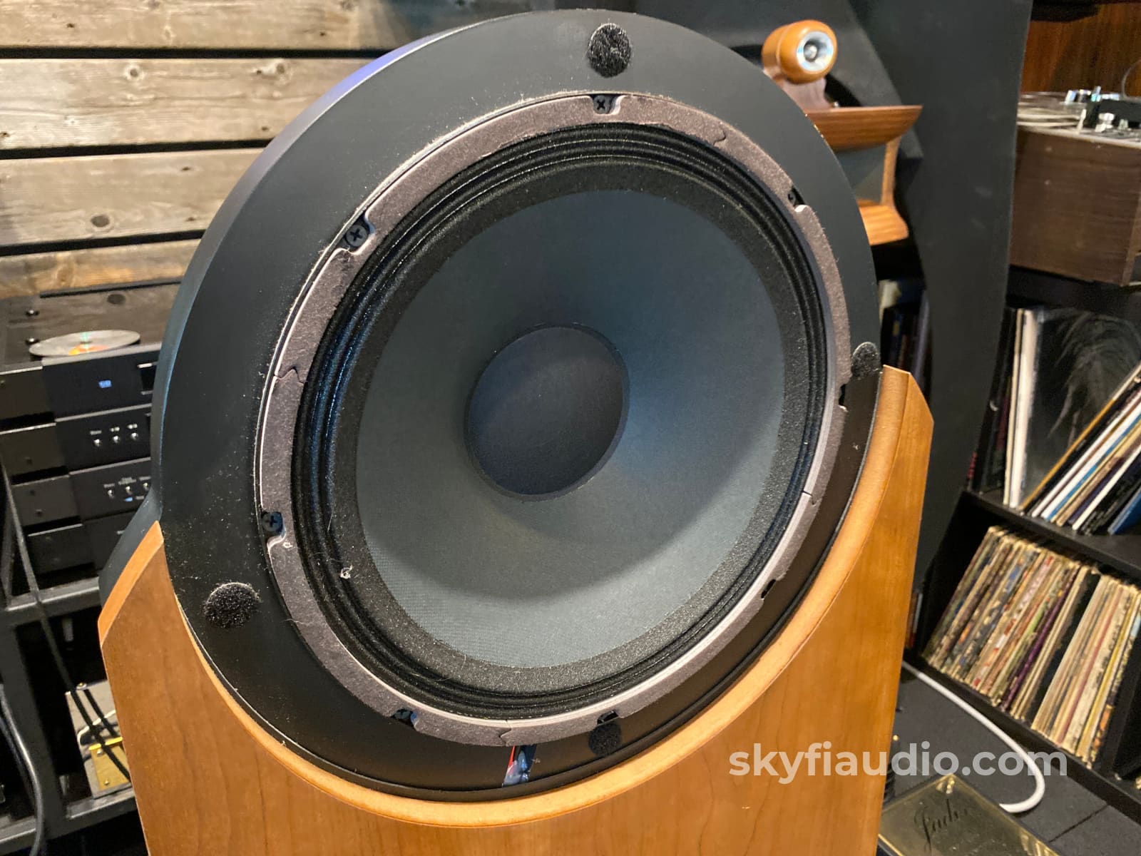Emerald Physics Cs3 Infinite Baffle Speakers With Active Eq Box And Rel Subwoofer