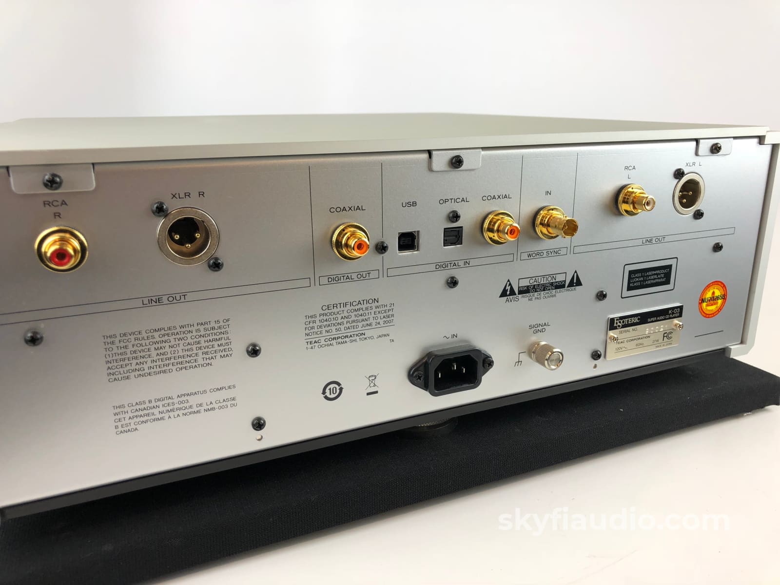 Esoteric K-03 Sacd/Cd Player With Remote And Manual (A) Cd + Digital