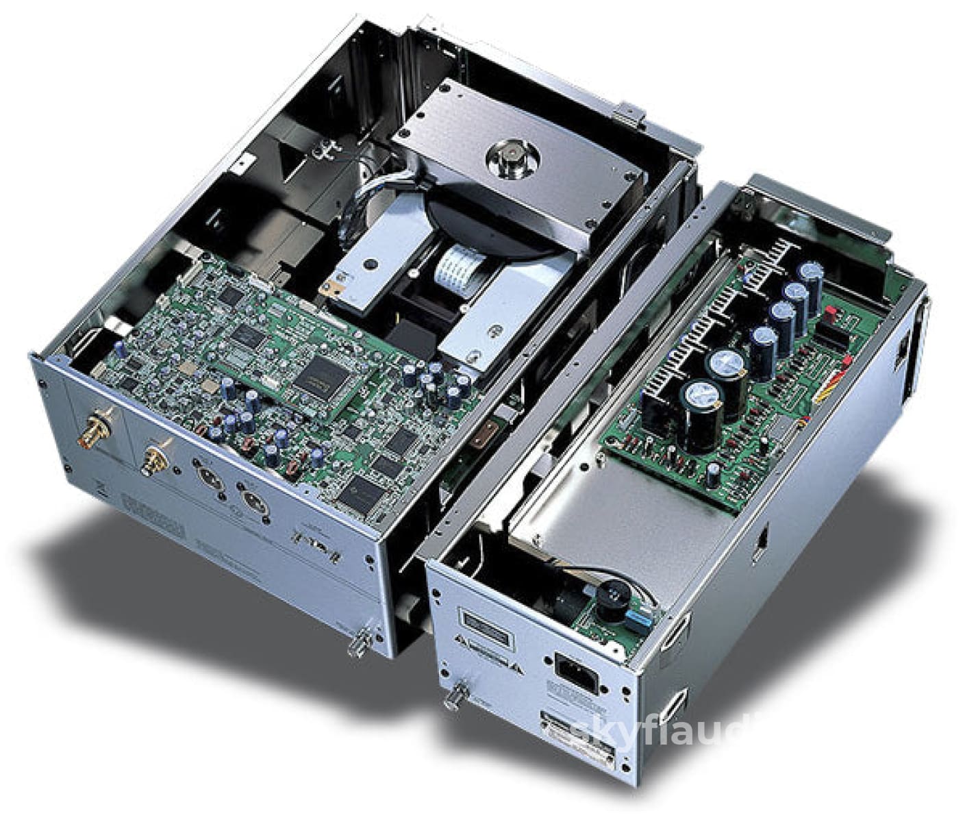 Esoteric P-03 Sacd/Cd Transport & D-03 Dac Cd + Digital