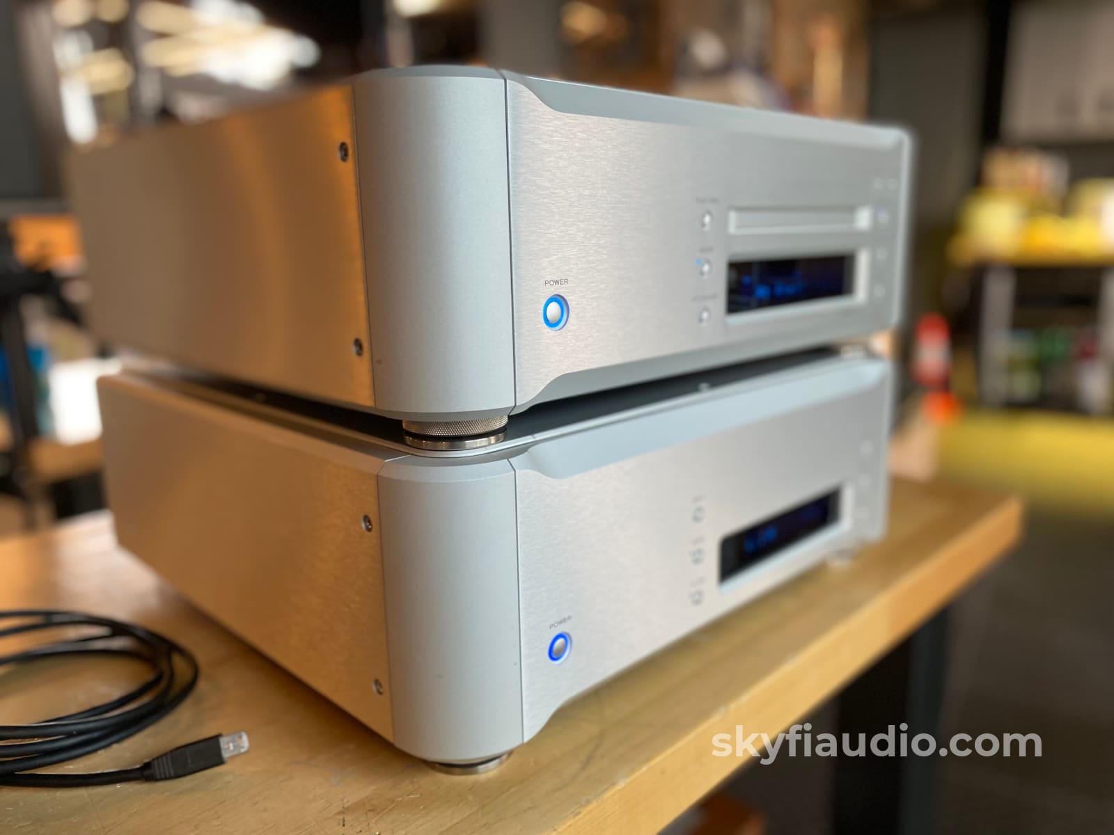 Esoteric P-03 Cd Transport & D-03 Dac + Digital