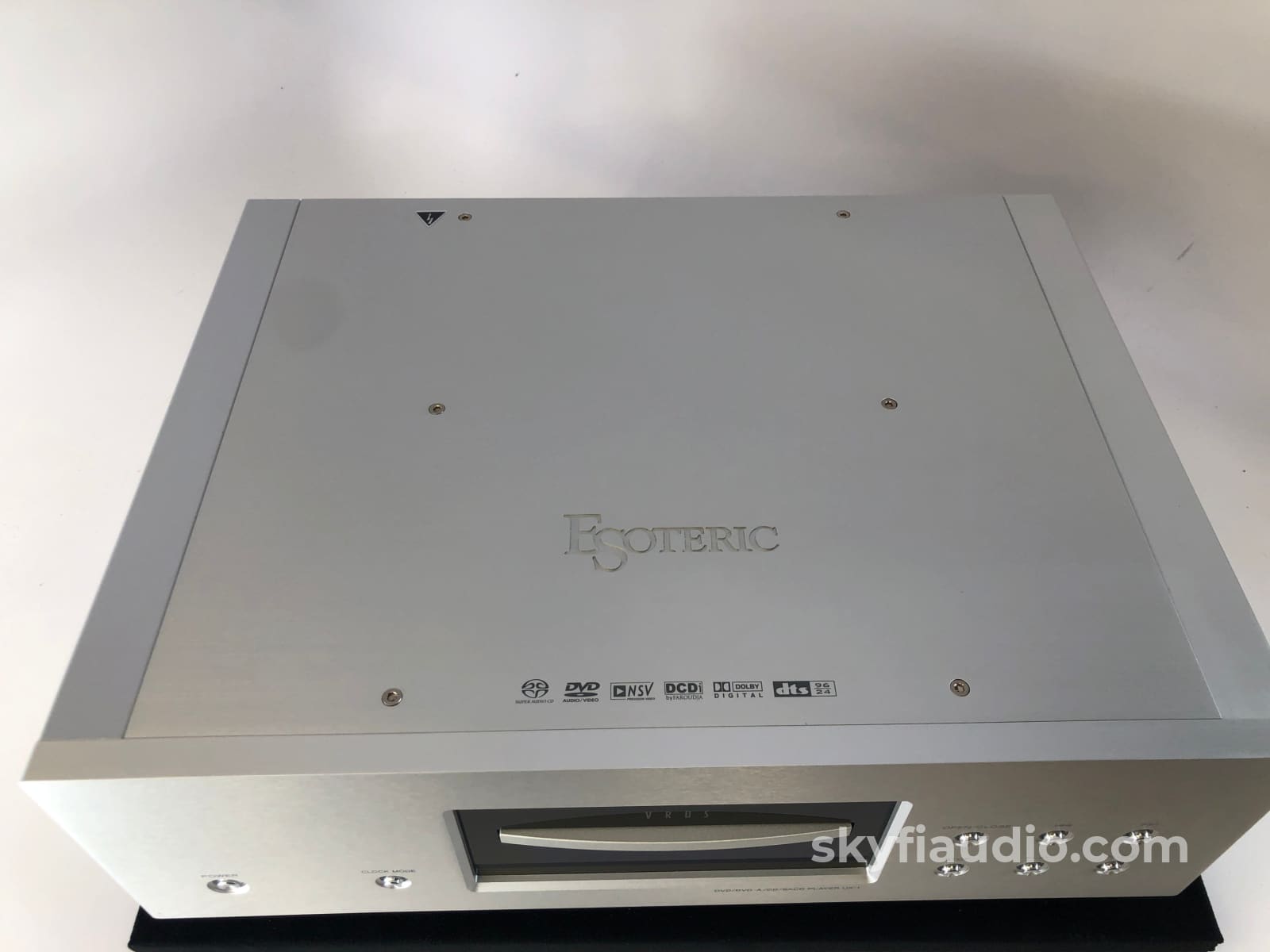 Esoteric Ux-1 - Sacd / Cd Dvd-A Dvd Player Complete Package + Digital