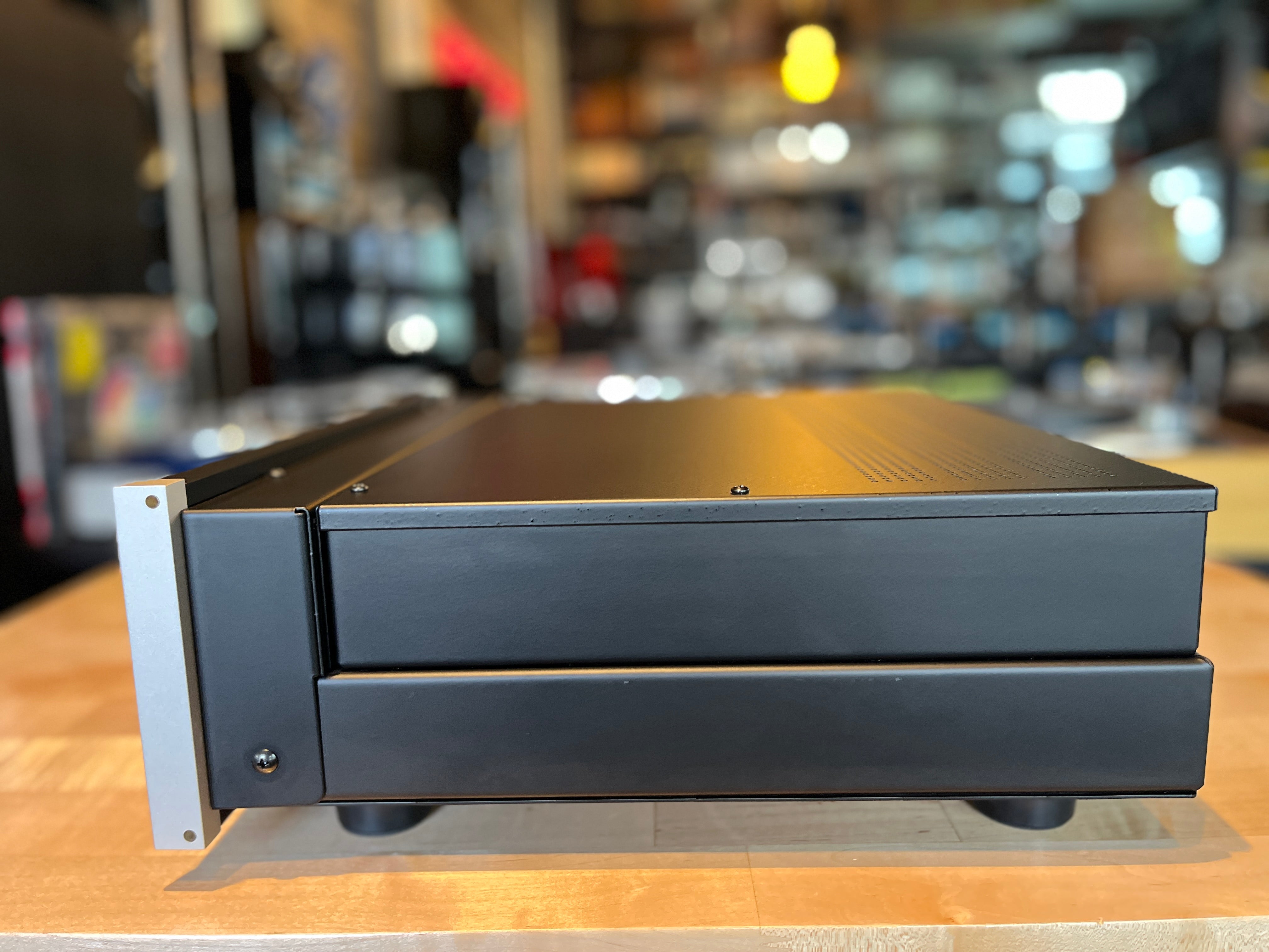 McIntosh MCD350 SACD Player - Pre-Loved