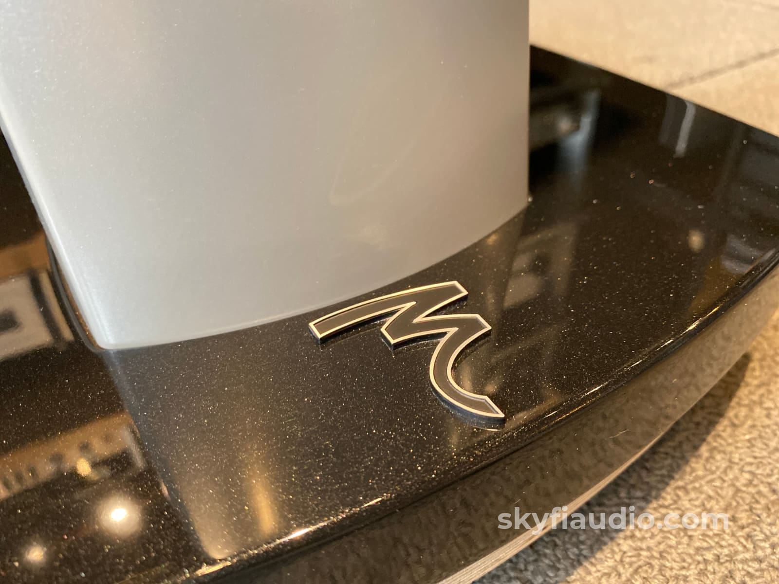 Focal Diablo Utopia Iii Speakers - As New And Complete With Stands