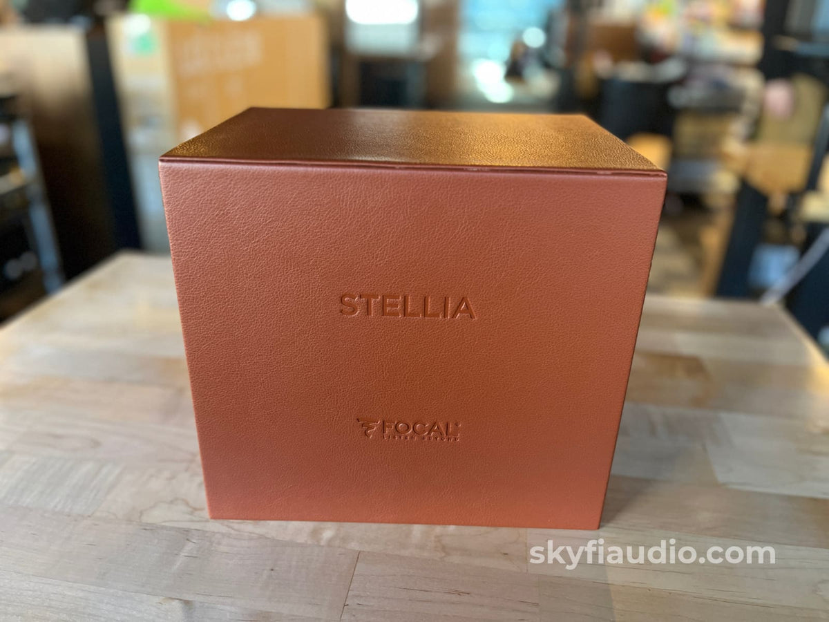 Focal Stellia Headphones - w/ Box and Accessories Headphones