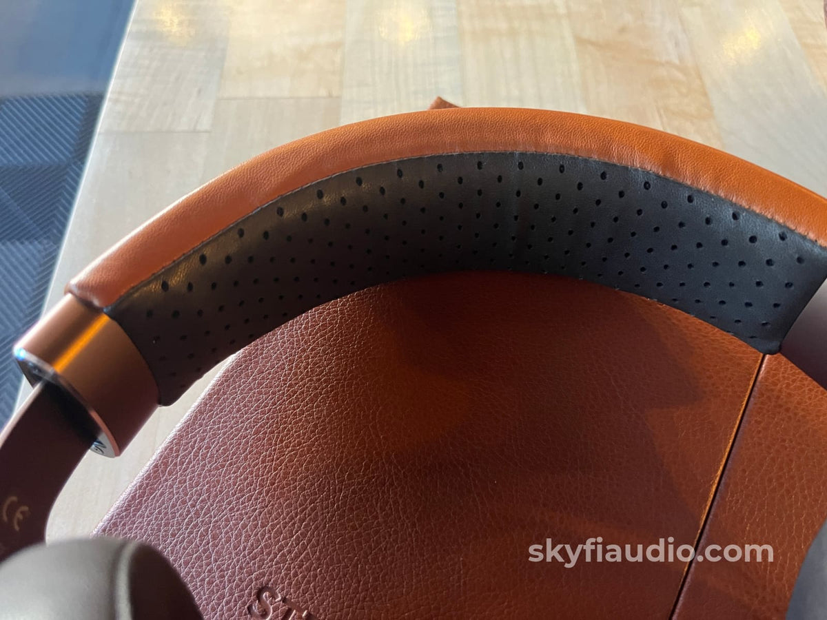 Focal Stellia Headphones - w/ Box and Accessories Headphones