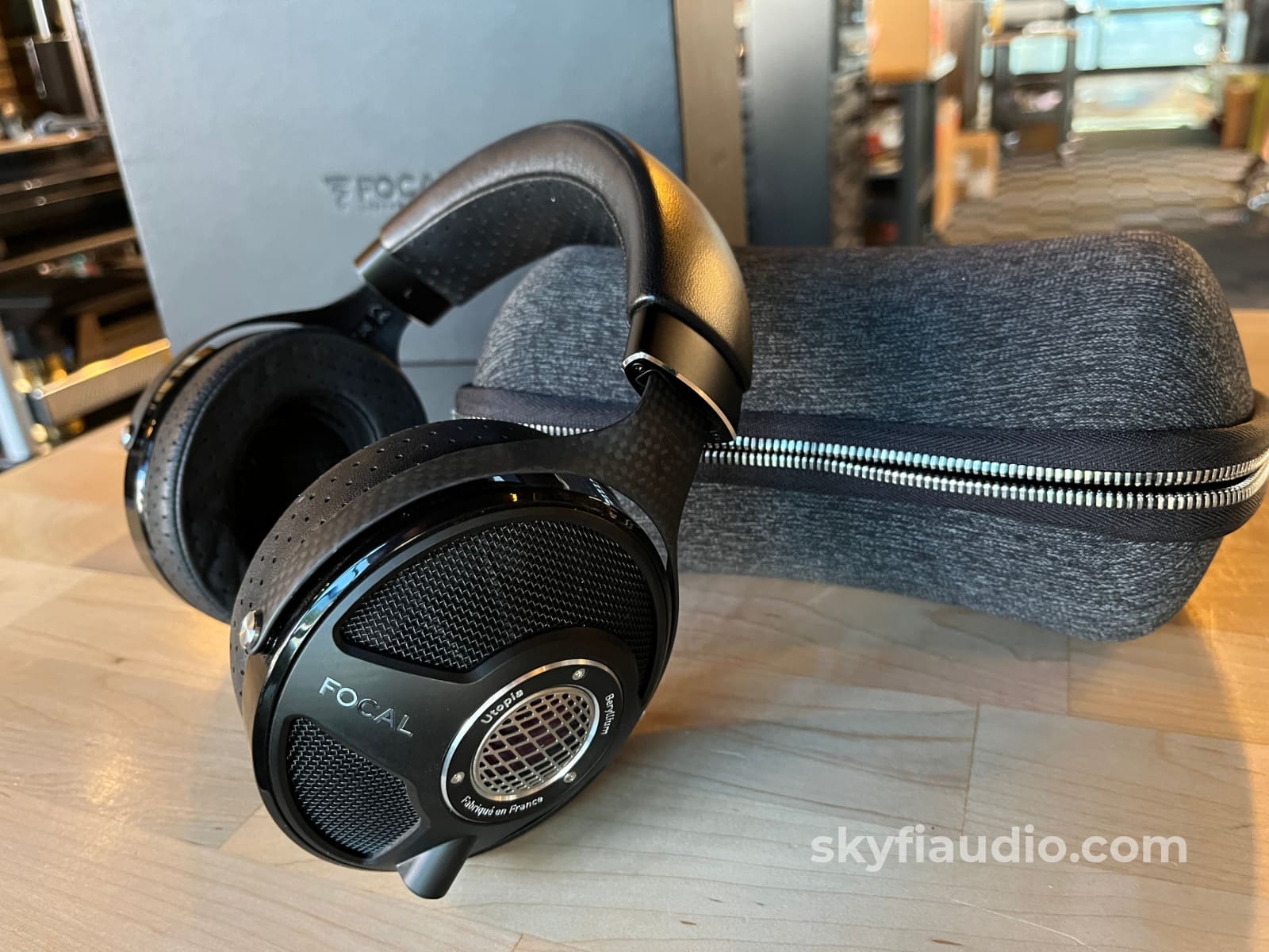 Focal Utopia Headphones - Beryllium Drivers - Complete Headphones