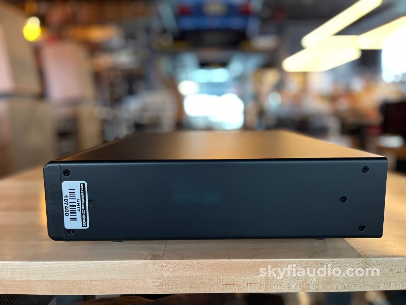 Furman Elite-15 PFi Power Conditioner - 13 Outlet Power Conditioner