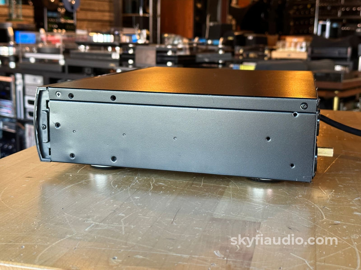 Furman F1000-Ups And Power Conditioner Serviced With Fresh Batteries