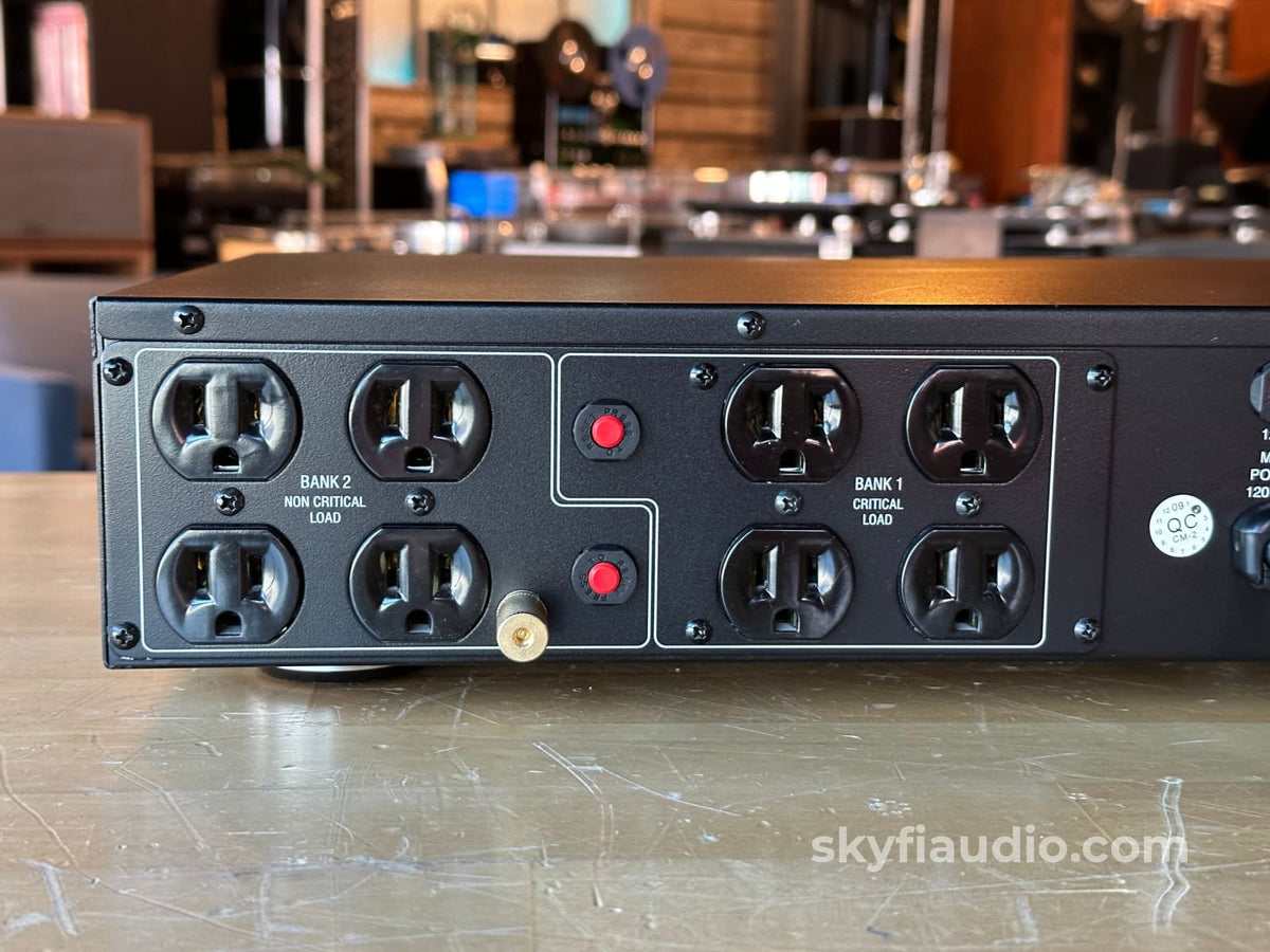 Furman F1000-Ups And Power Conditioner Serviced With Fresh Batteries