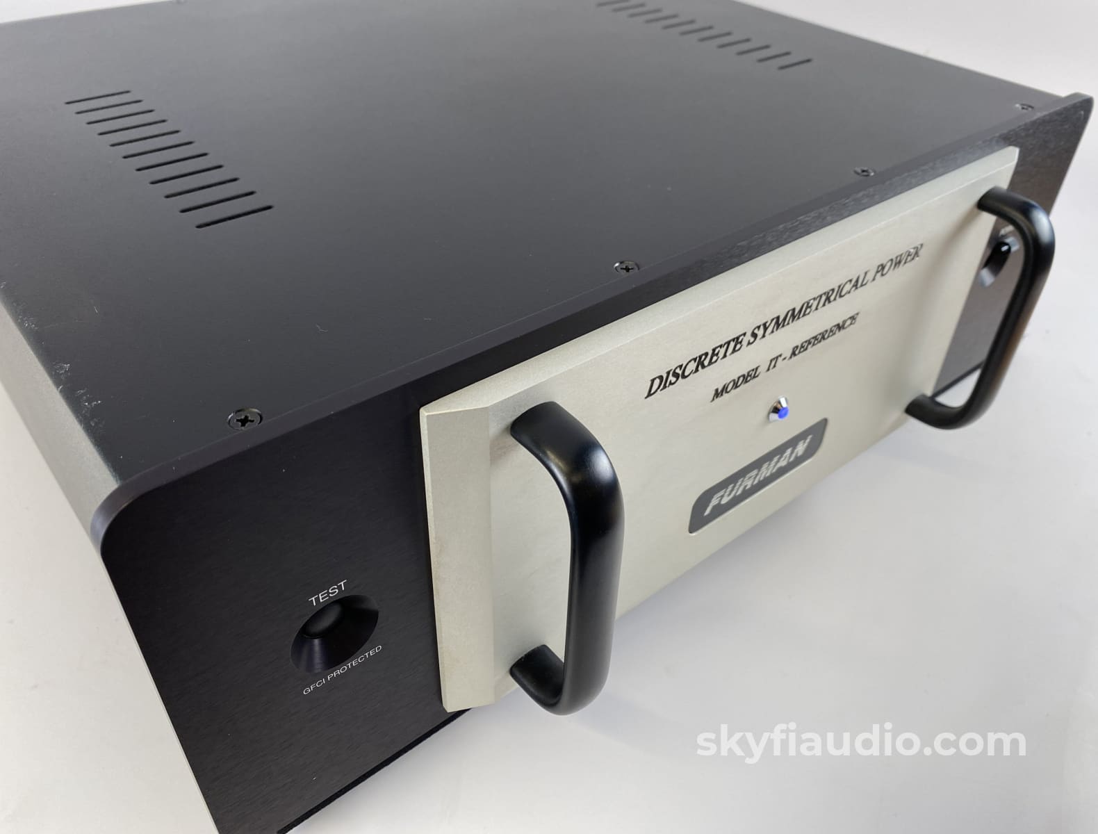 Furman It-Reference Discrete Symmetrical Balanced Ac Line Conditioner Power