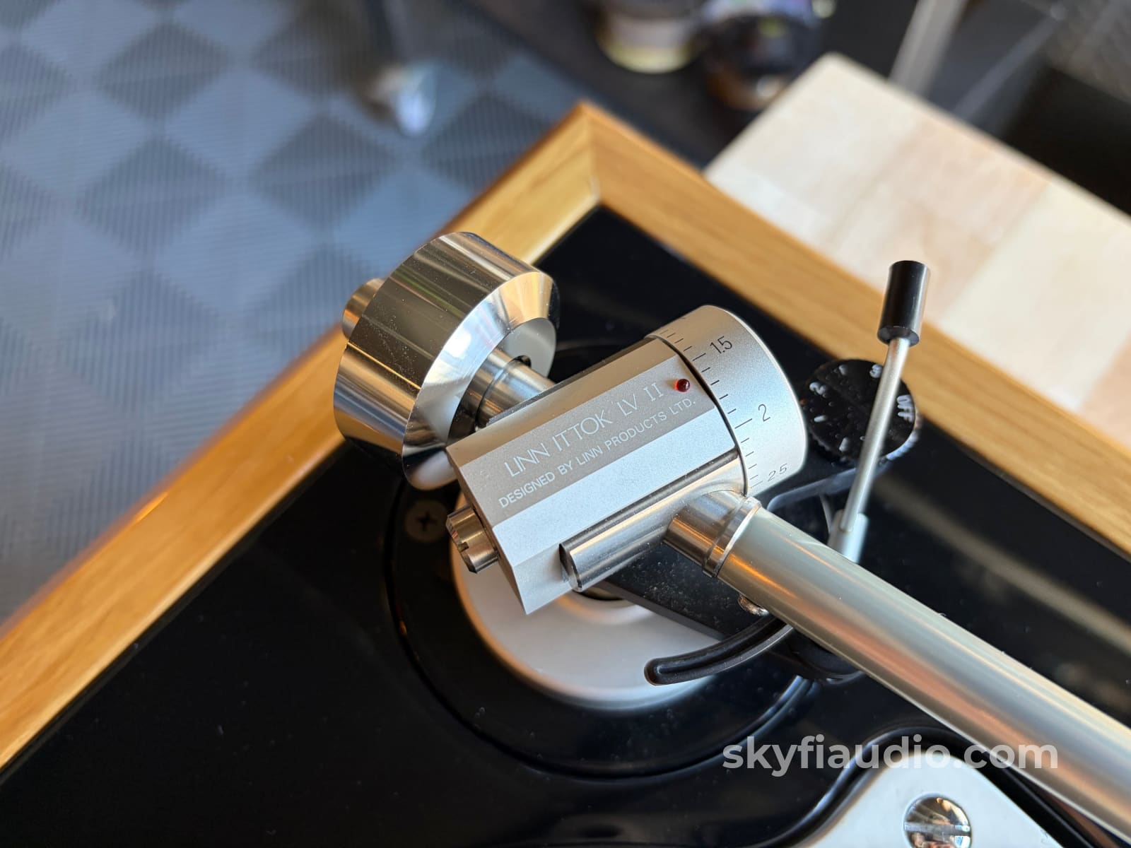 Garrard 301 Vintage Turntable w/Custom Plinth Linn Tonearm and New Sumiko Turntable