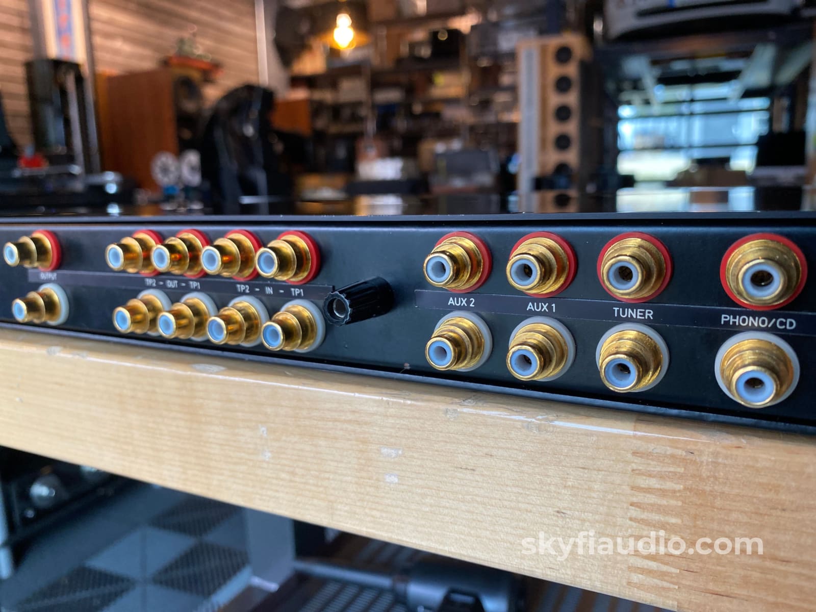 Goldmund Memesis 7 Preamp (Skyfi Restored) W/ Mc Phono + Penny & Giles Volume Control Preamplifier