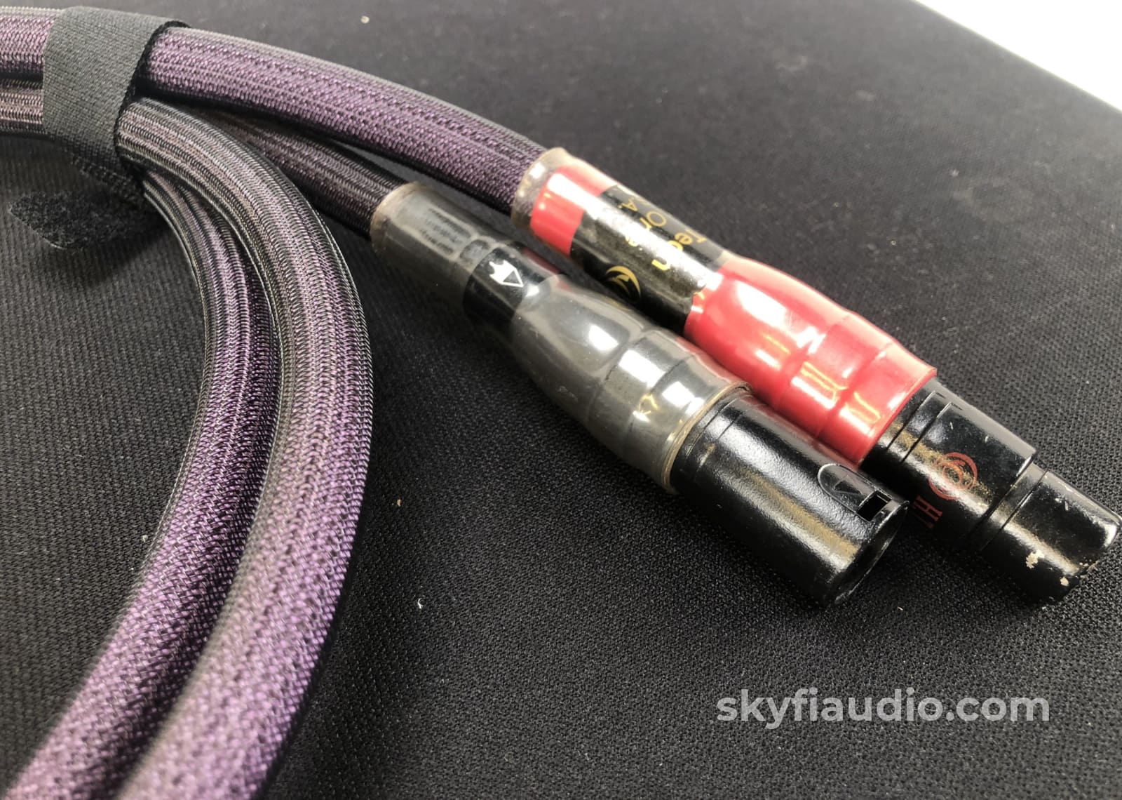 Harmonic Technology - Magic Link One Xlr Interconnects 5 Cables
