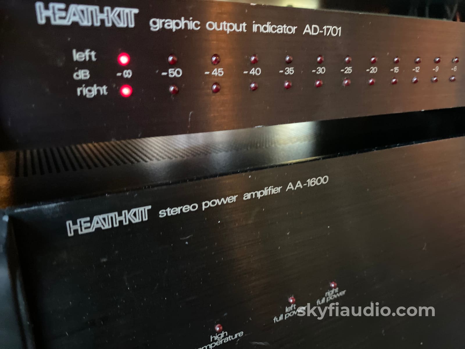 Heathkit Complete Stereo System In Rack Integrated Amplifier