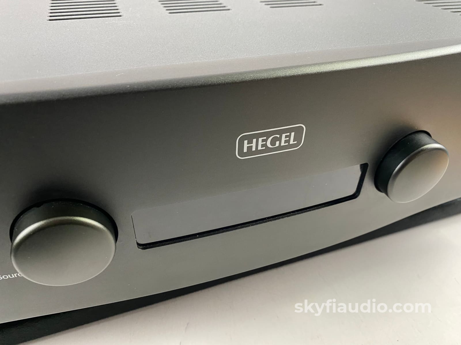 Hegel H360 Integrated Amplifier 250W! With Dac! (Airplay Dsd Steaming)