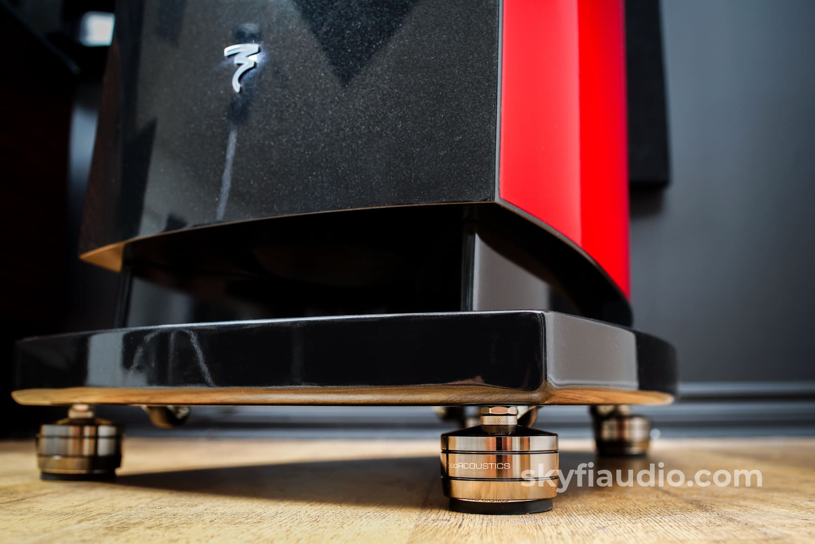 IsoAcoustics GAIA-TITAN Series Isolation Feet (Set Of 4) Accessory