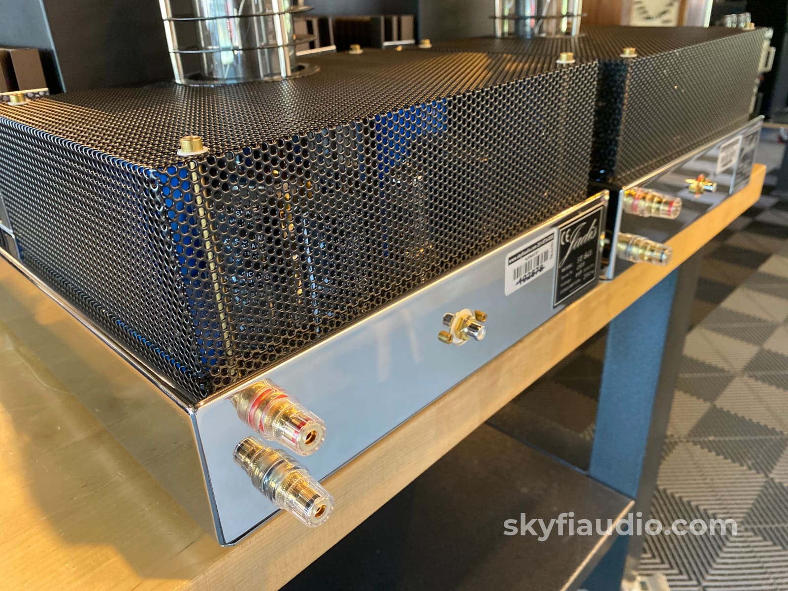 Jadis 845Se Triode Monoblock Tube Amplifier Pair - Open Box W/New Caps