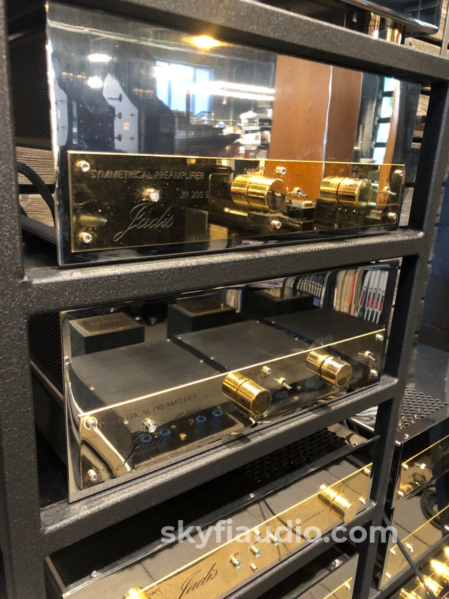 Jadis Jp200S Four Chassis Tube Preamp - All Balanced Like New Ultra Rare Preamplifier