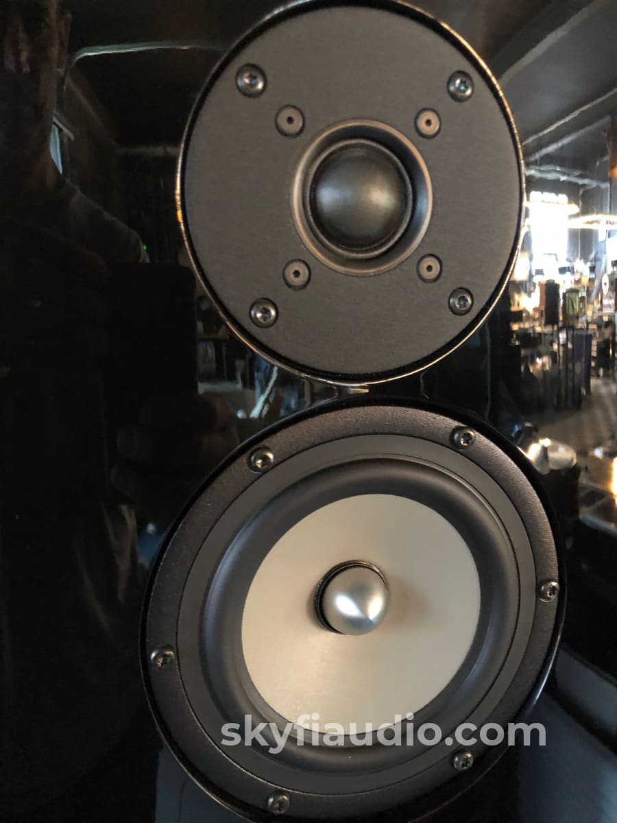 Jamo R909 Reference Speakers In Gloss Black - Made Denmark Open Baffle Design With Dual 15 Woofers