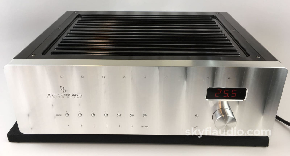 Jeff Rowland Concentra Integrated Solid State Amplifier